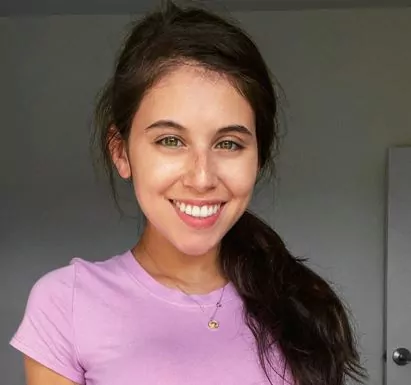 Violet Summers Bio, Net Worth, Nationality, Height, Age & More