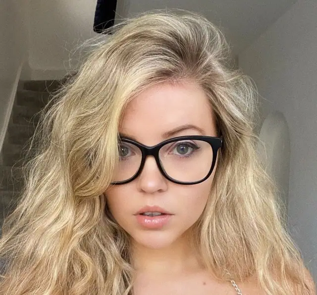 Amie Johnson [Youtuber] Wiki, Facts, Net Worth, Height & More