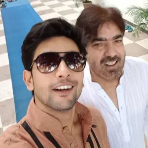 Fahmaan Khan with Father