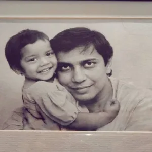 Shahana Goswami with Father