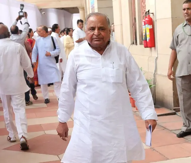 Mulayam Singh Wiki celebzbiography.com